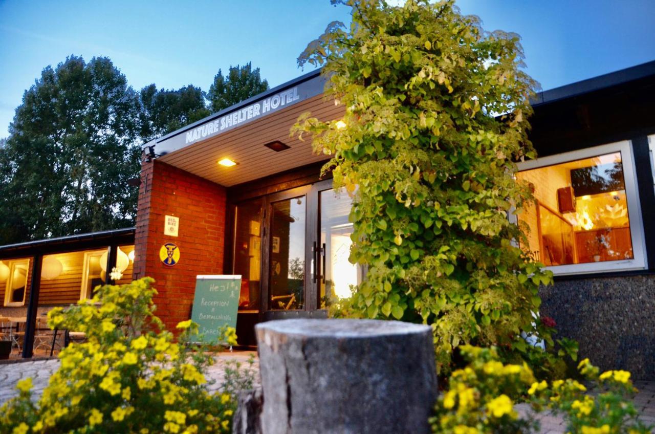 Nature Shelter Hotel Åsljunga Esterno foto